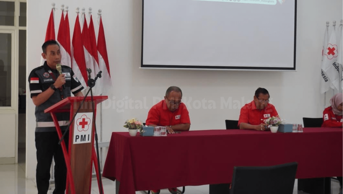 Penyampaian laporan Ketua Panitia Pelatihan Ambulans PMI Kabupaten Indragiri Hulu